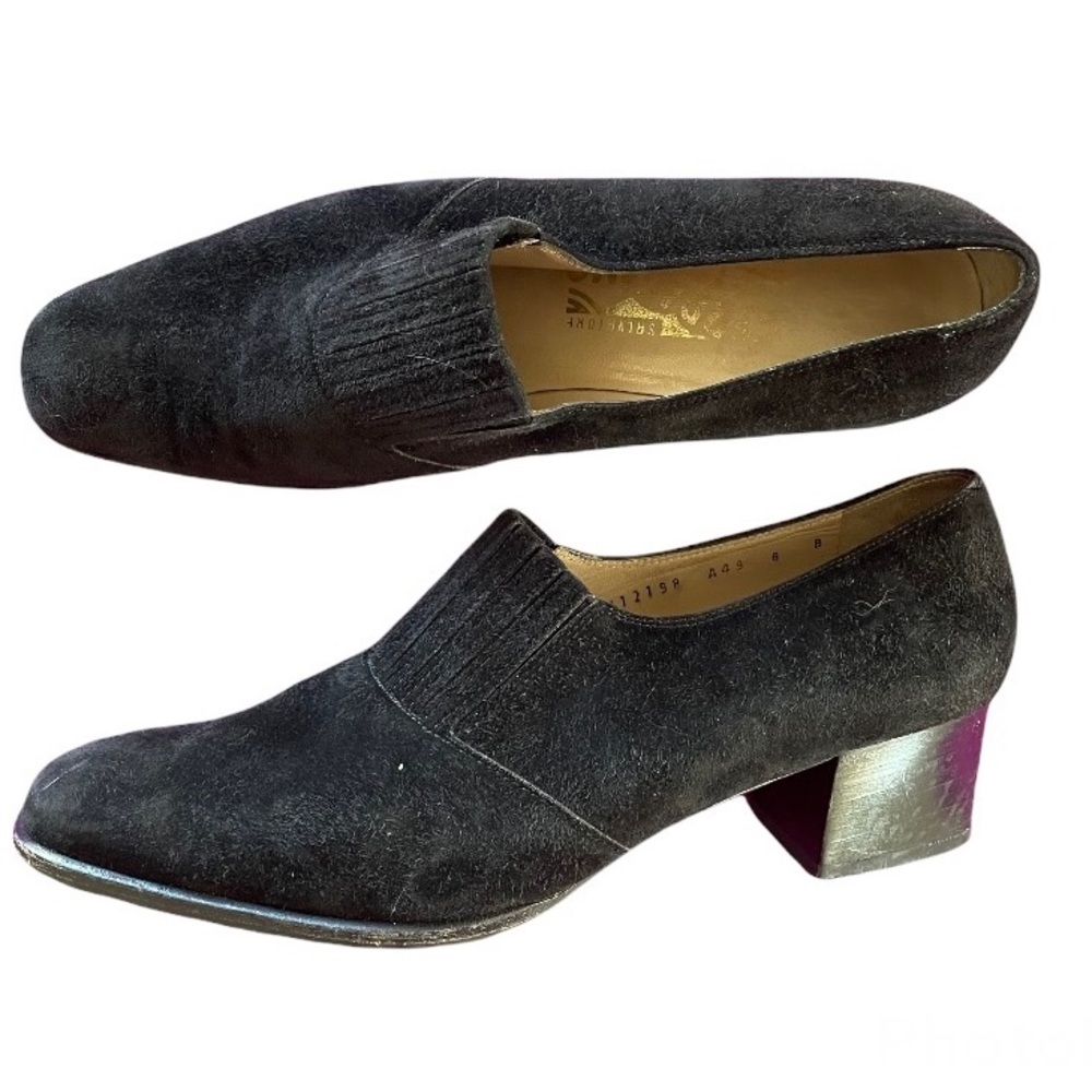 Salvatore Ferragamo solid black suede slip on shoes/ loafers/ 8B